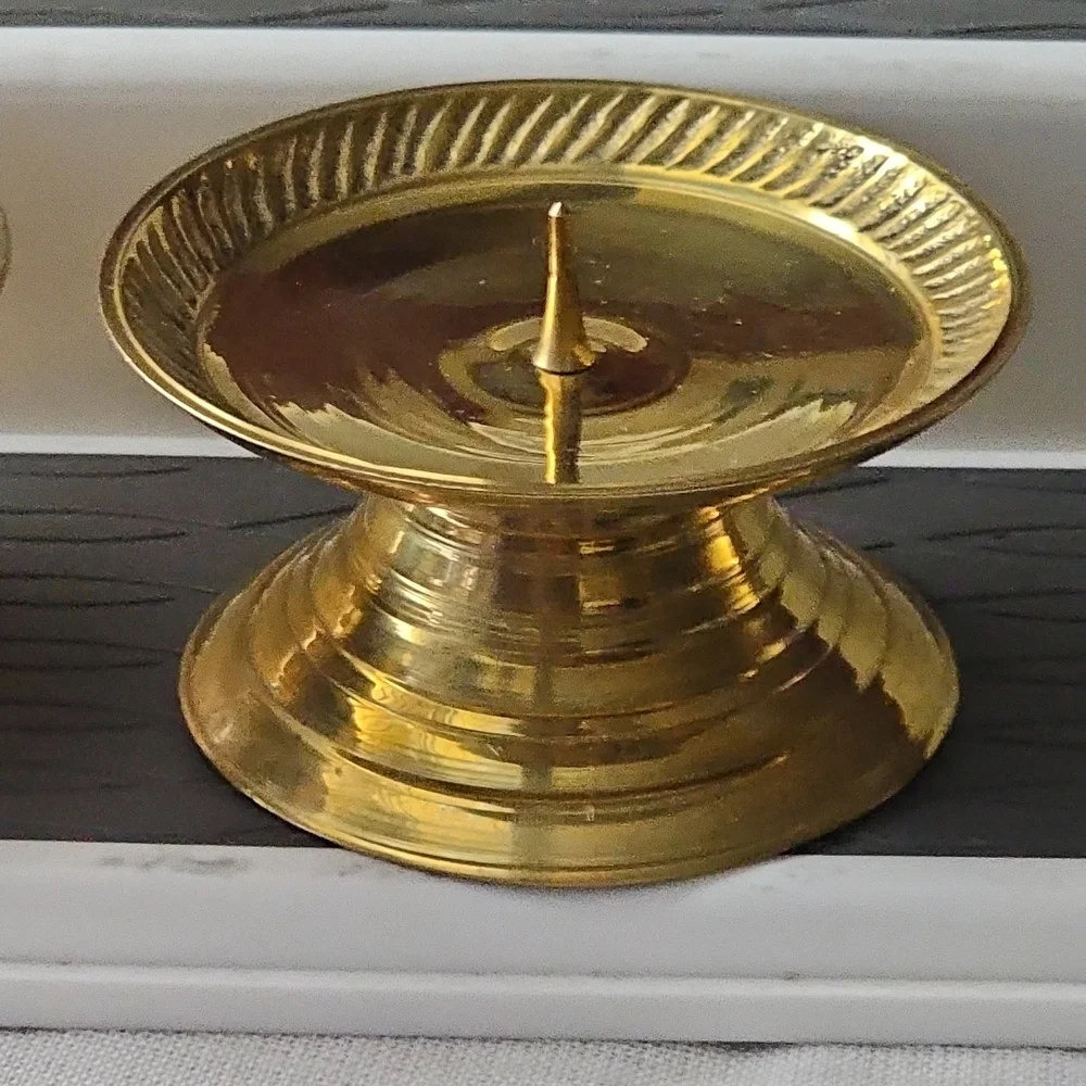 Vintage PAIR Brass gold-tone Candlestick taper Candle Holders 2” Tall - Picture 3 of 4